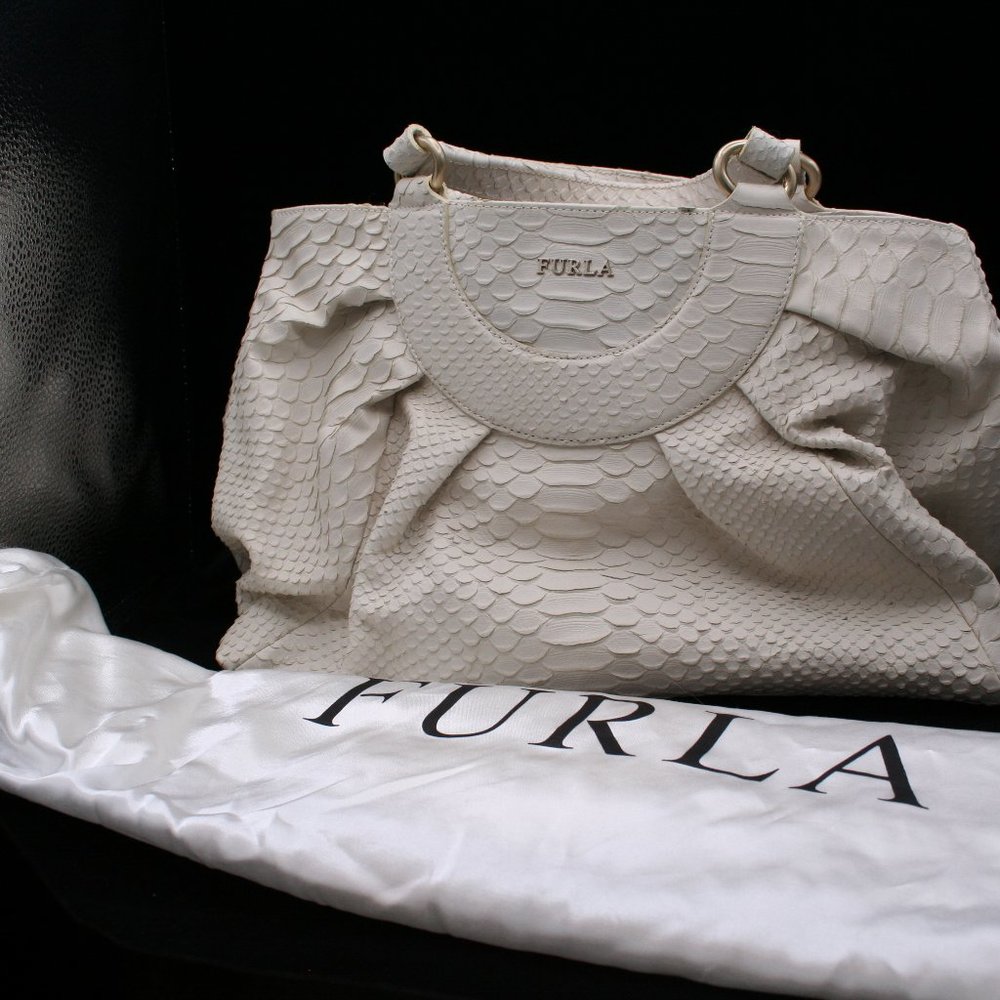 Genuine FURLA White Snakeskin Vintage 90's handbag with strap